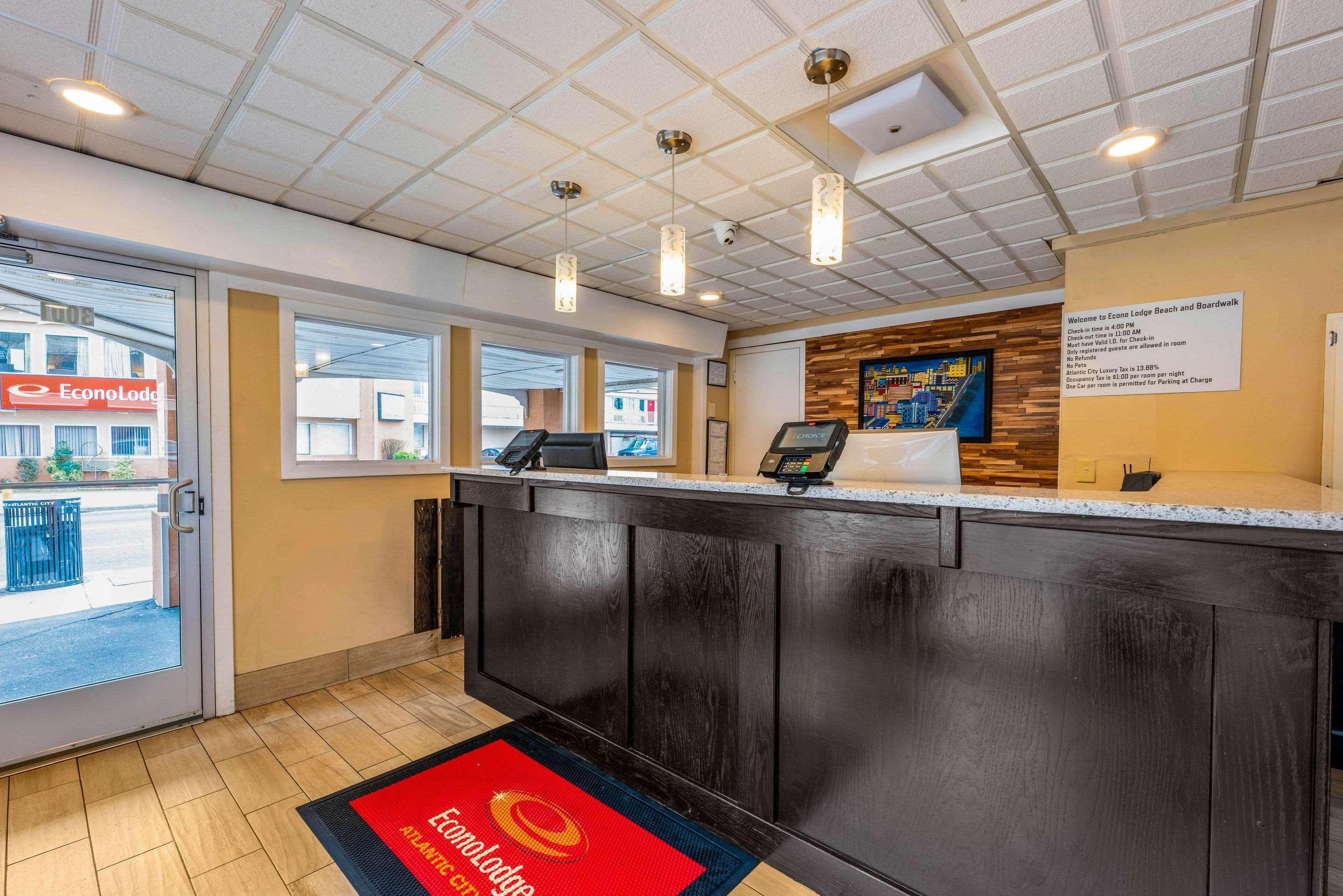 Econo Lodge Beach And Boardwalk Atlantic City Exteriör bild